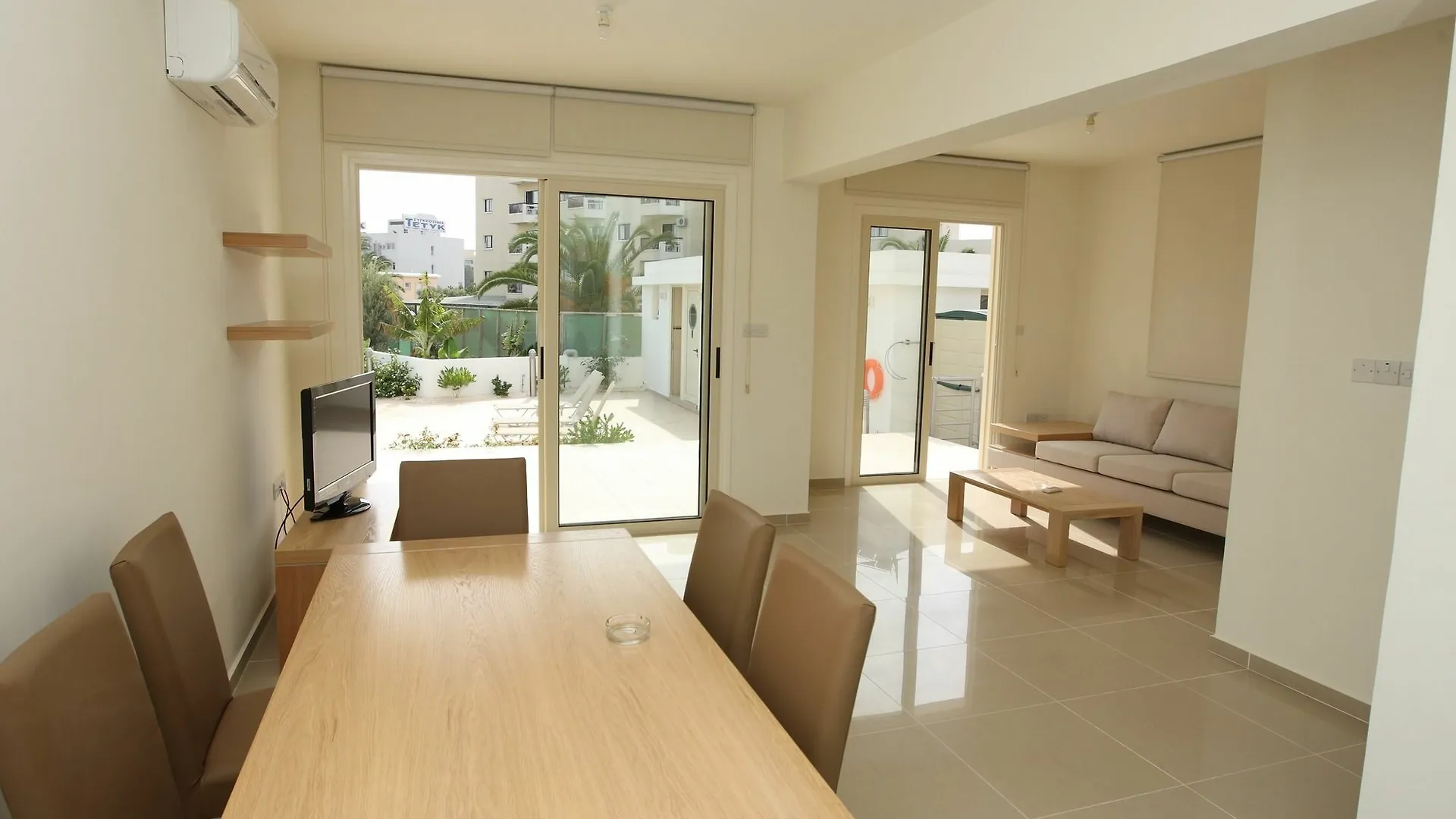 Athena Beach Villas Protaras 0*,